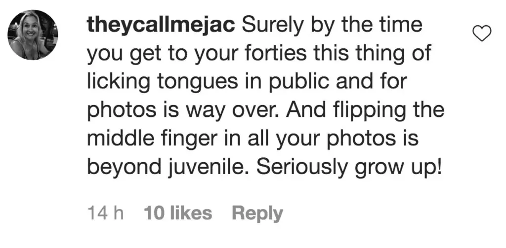 size-large wp-image-1263126144