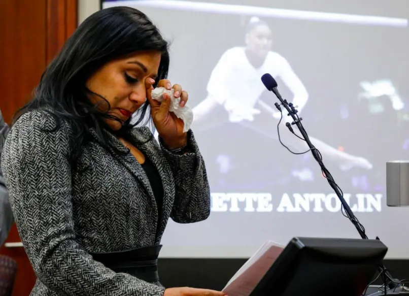 size-full wp-image-1263126440