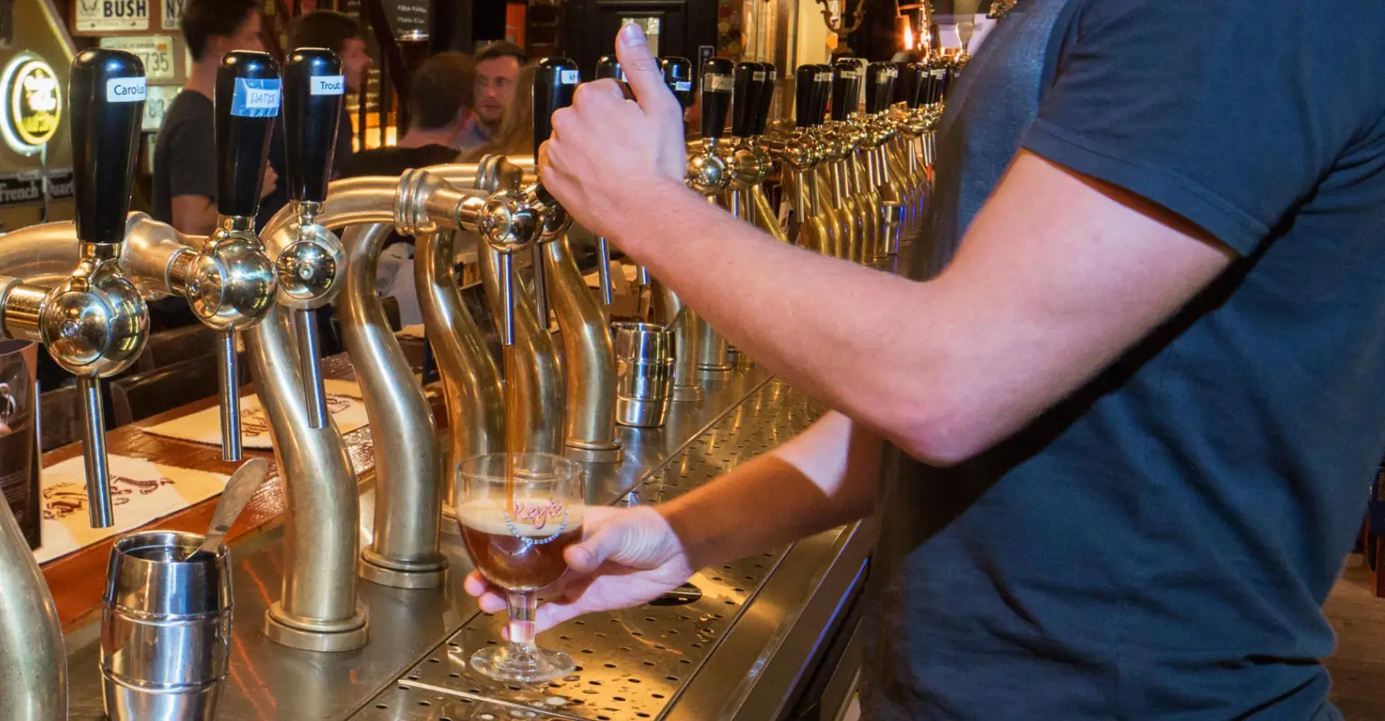 Bartender quits his job in epic fashion after boss says he shouldn't be getting drunk on his day off