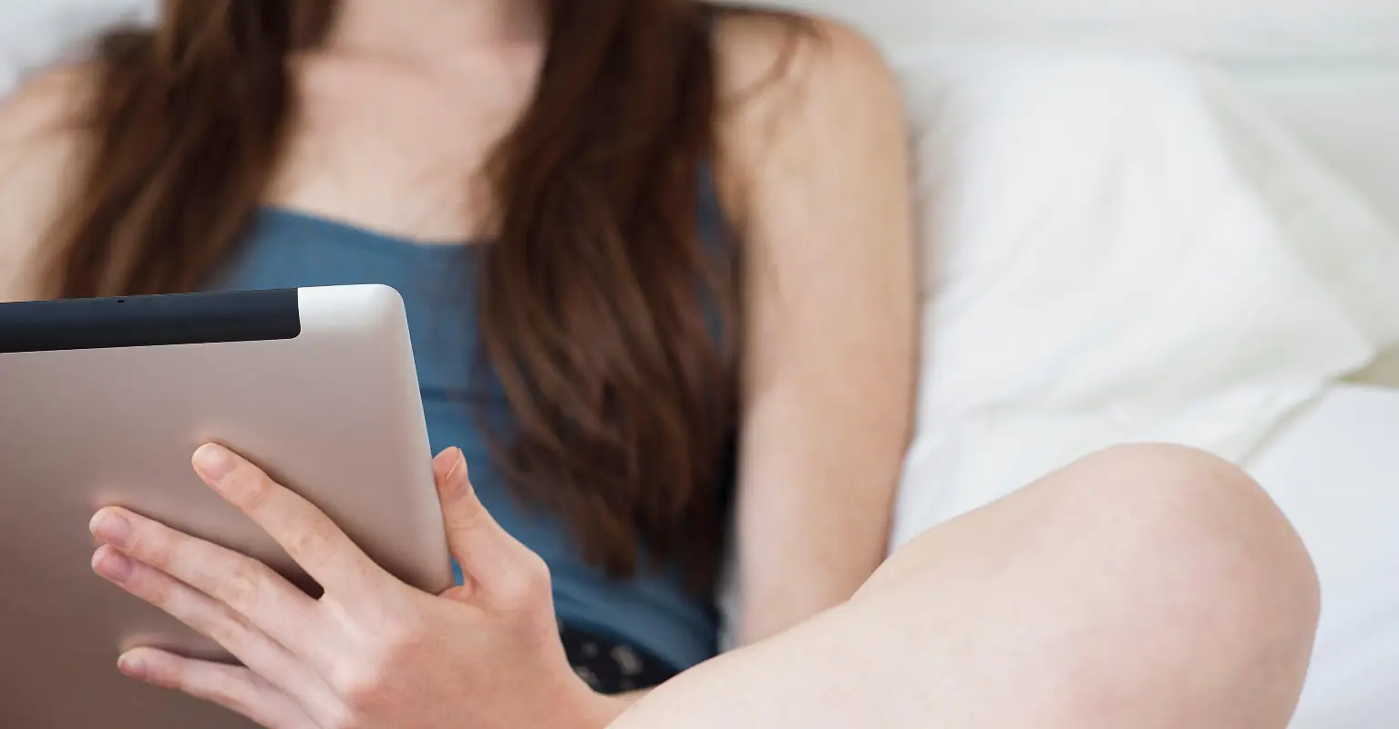 Mattress company offering $33,000 per year for somebody to watch Netflix and nap
