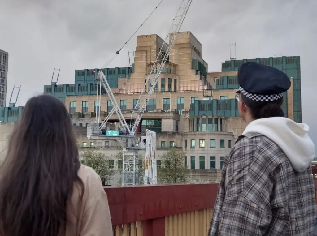 size-large wp-image-1263128238