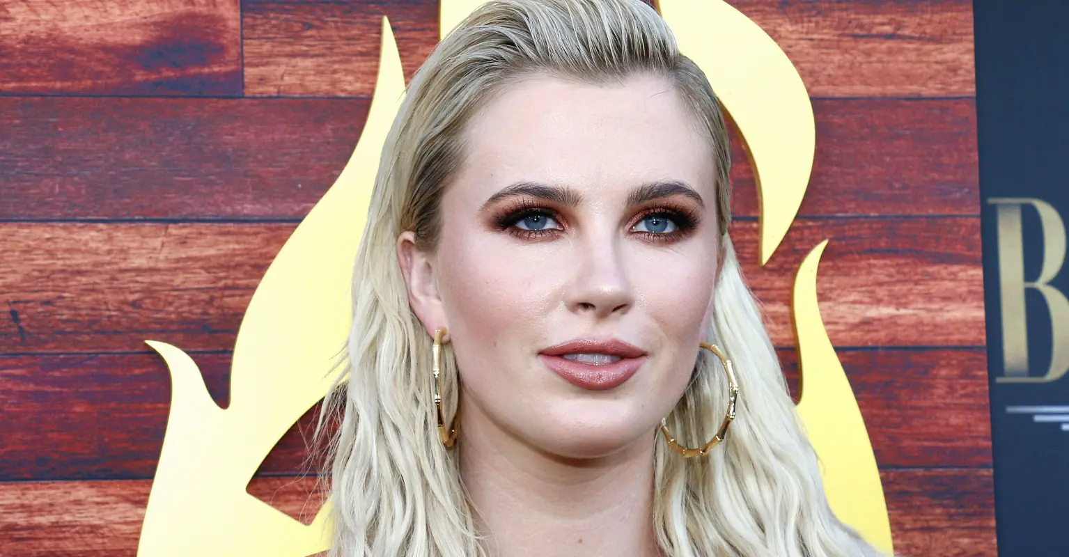 Alec Baldwin's daughter Ireland slams 'cancerous' Candace Owens for calling fatal shooting 'poetic justice'