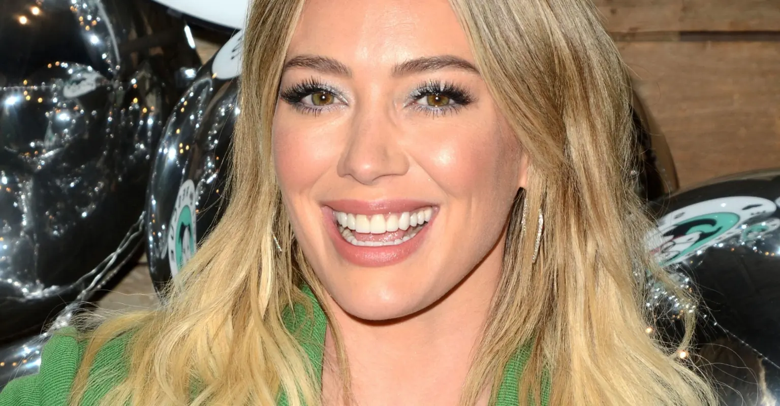 Hilary Duff explains why she wanted 9-year-old son to watch her give birth