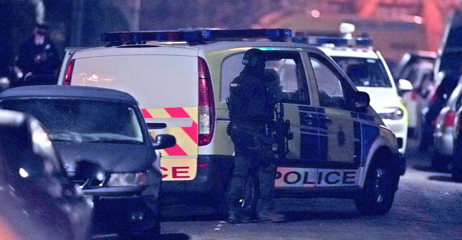 Taxi driver's 'heroic efforts' praised following hospital explosion and diverting 'an absolutely awful disaster'