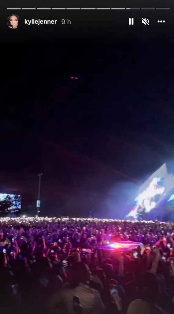 wp-image-1263133893 size-large