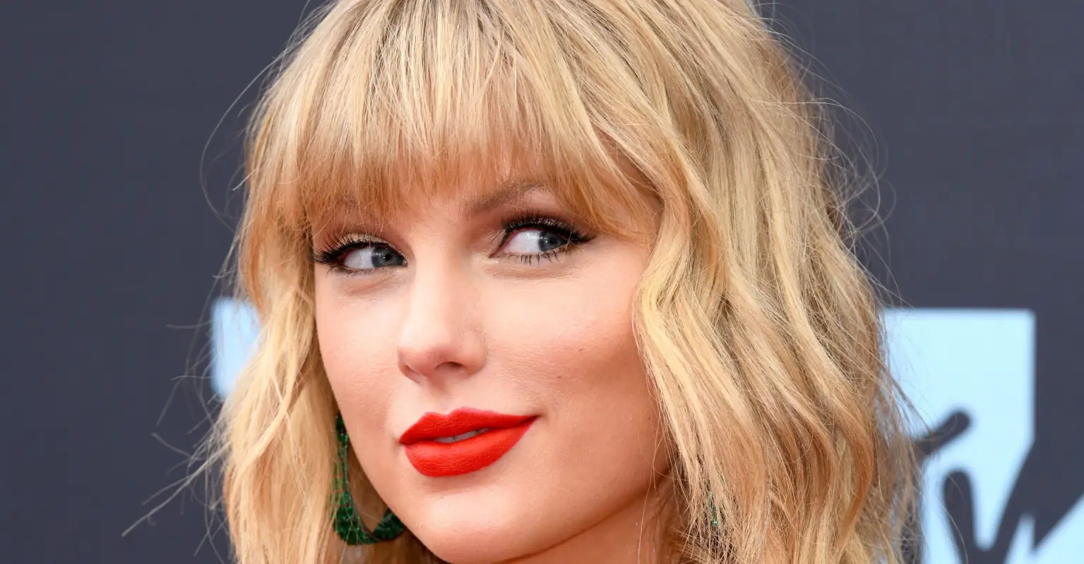 Taylor Swift slams Blur's Damon Albarn over 'f**ked up' claim she doesn't write her own songs