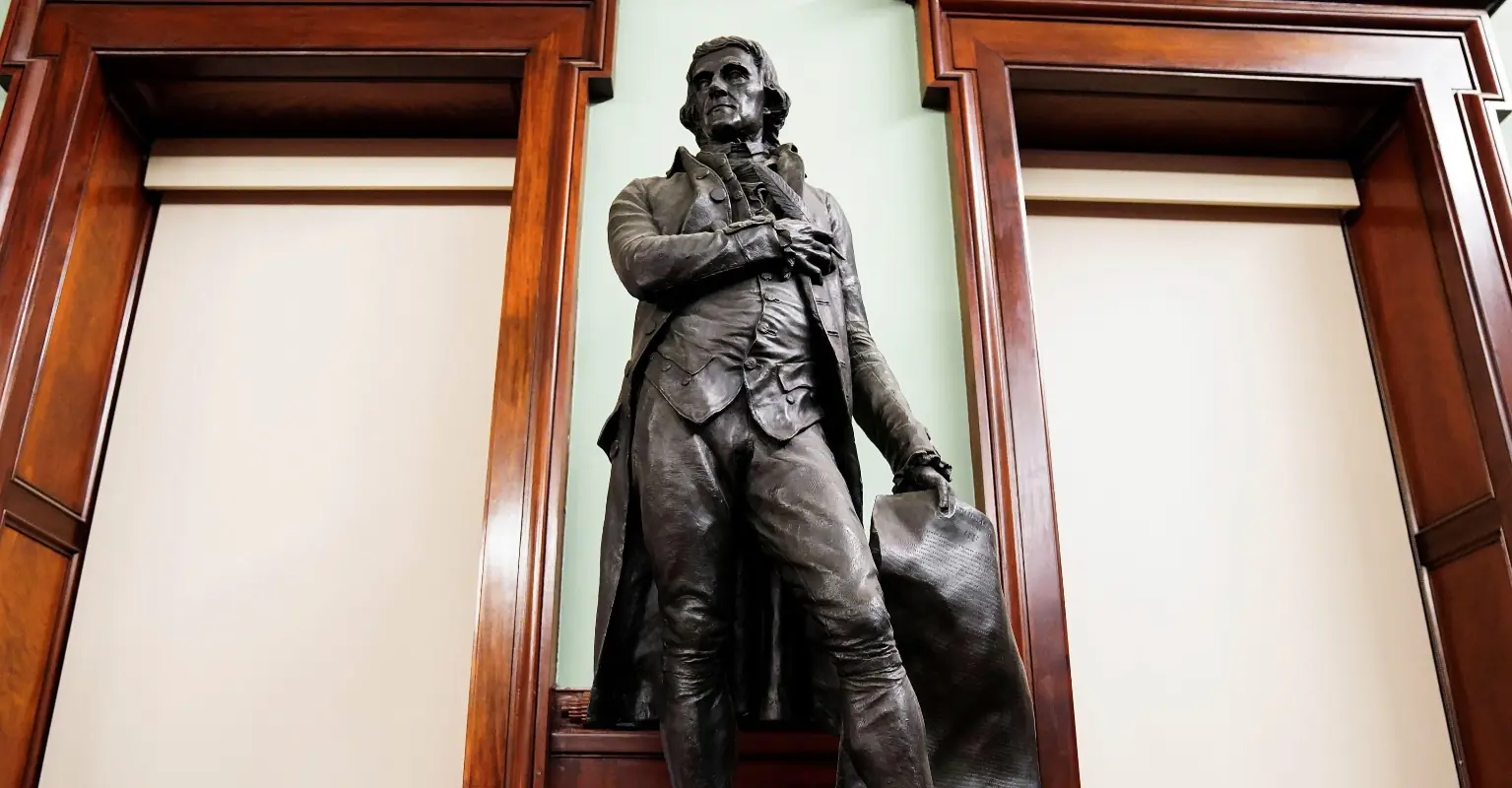 Thomas Jefferson statue removed from New York City Hall after 187 years