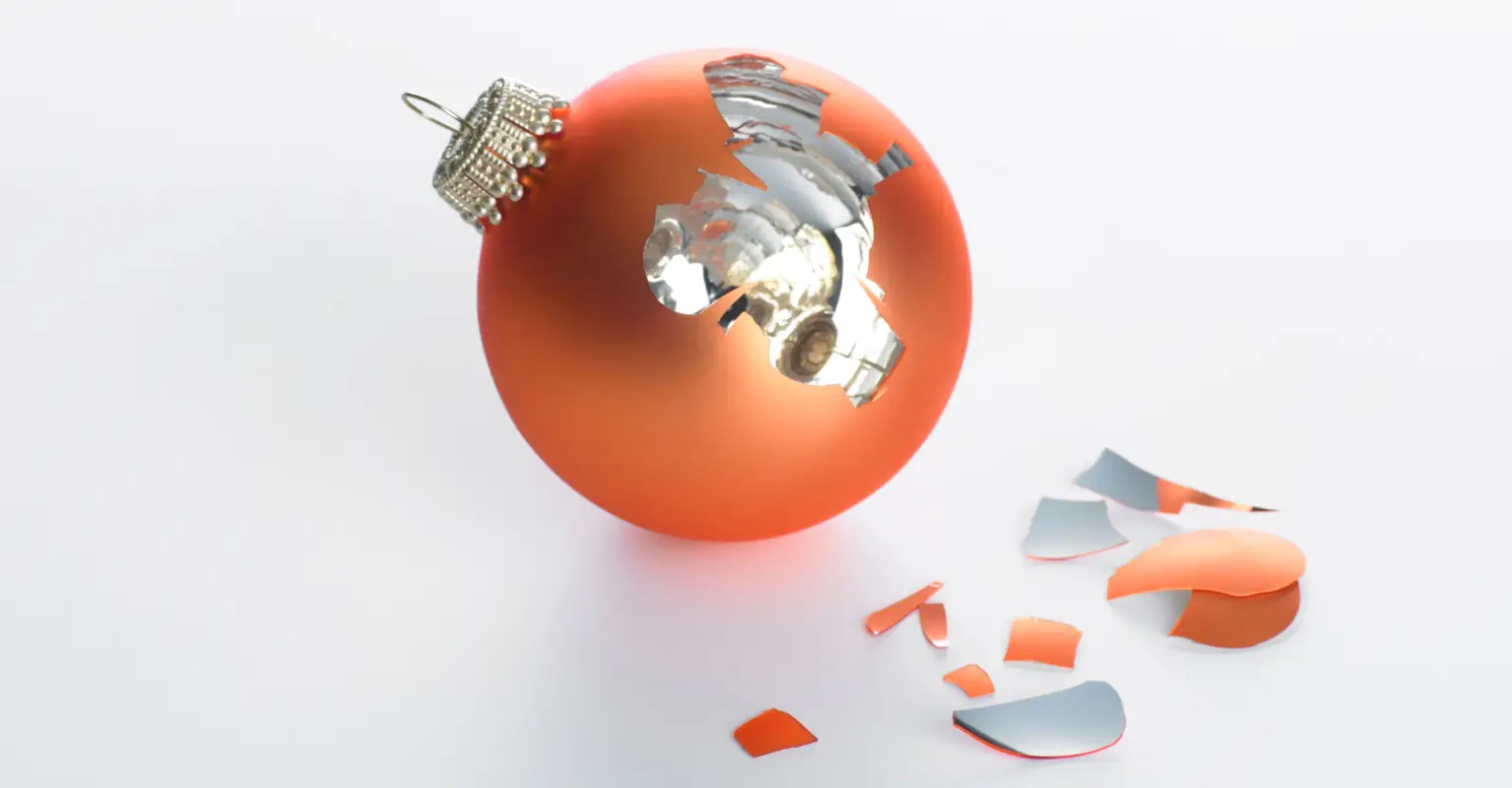Mom shares warning after family's Christmas photoshoot ends with baby biting into bauble