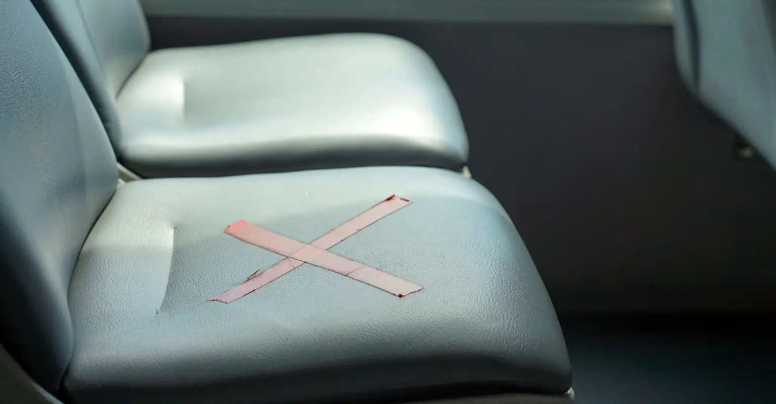 Pregnant woman called ‘lazy’ and given 'dirty' looks for not giving up her bus seat