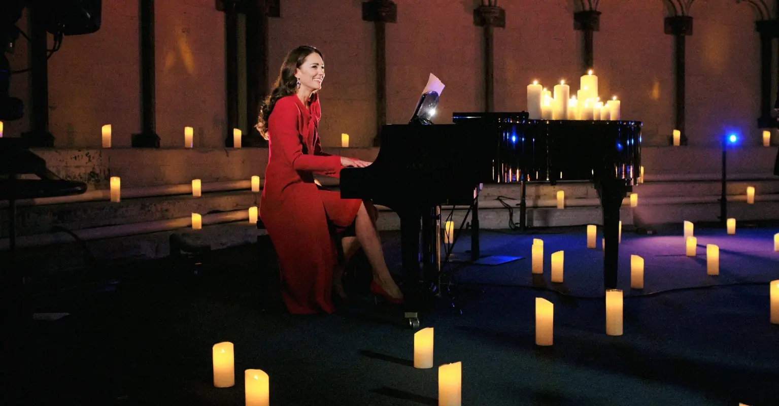 Kate Middleton brings audience to tears as she reveals piano skills in breathtaking festive performance