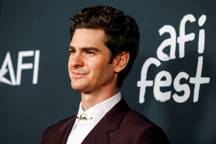 size-large wp-image-1263141085