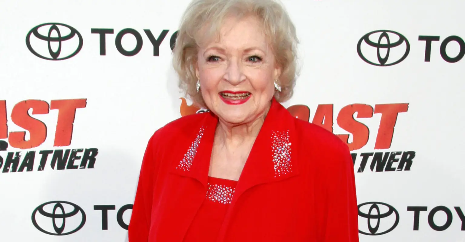 Los Angeles Zoo receives $90,000 in donations thanks to 'Betty White Challenge'