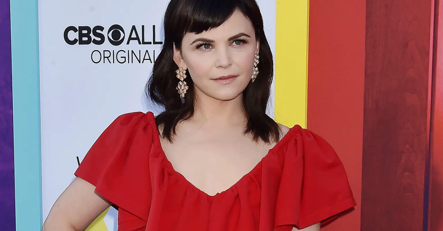 Ginnifer Goodwin says she offered her husband's sperm to her best friend 'to procreate'