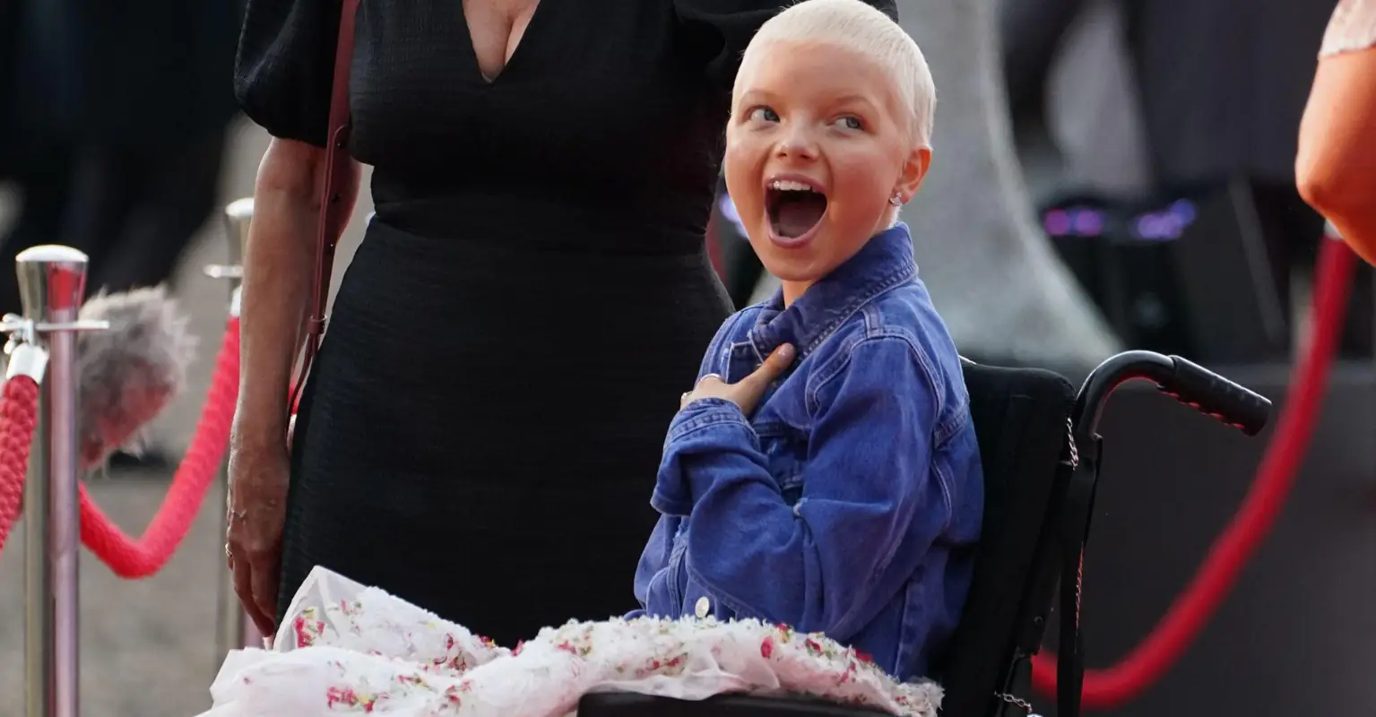 Social media dance sensation Lily Douglas dies aged 14 after cancer battle