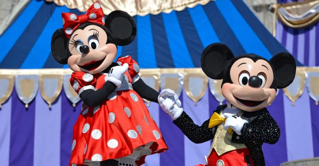 size-large wp-image-1263142558