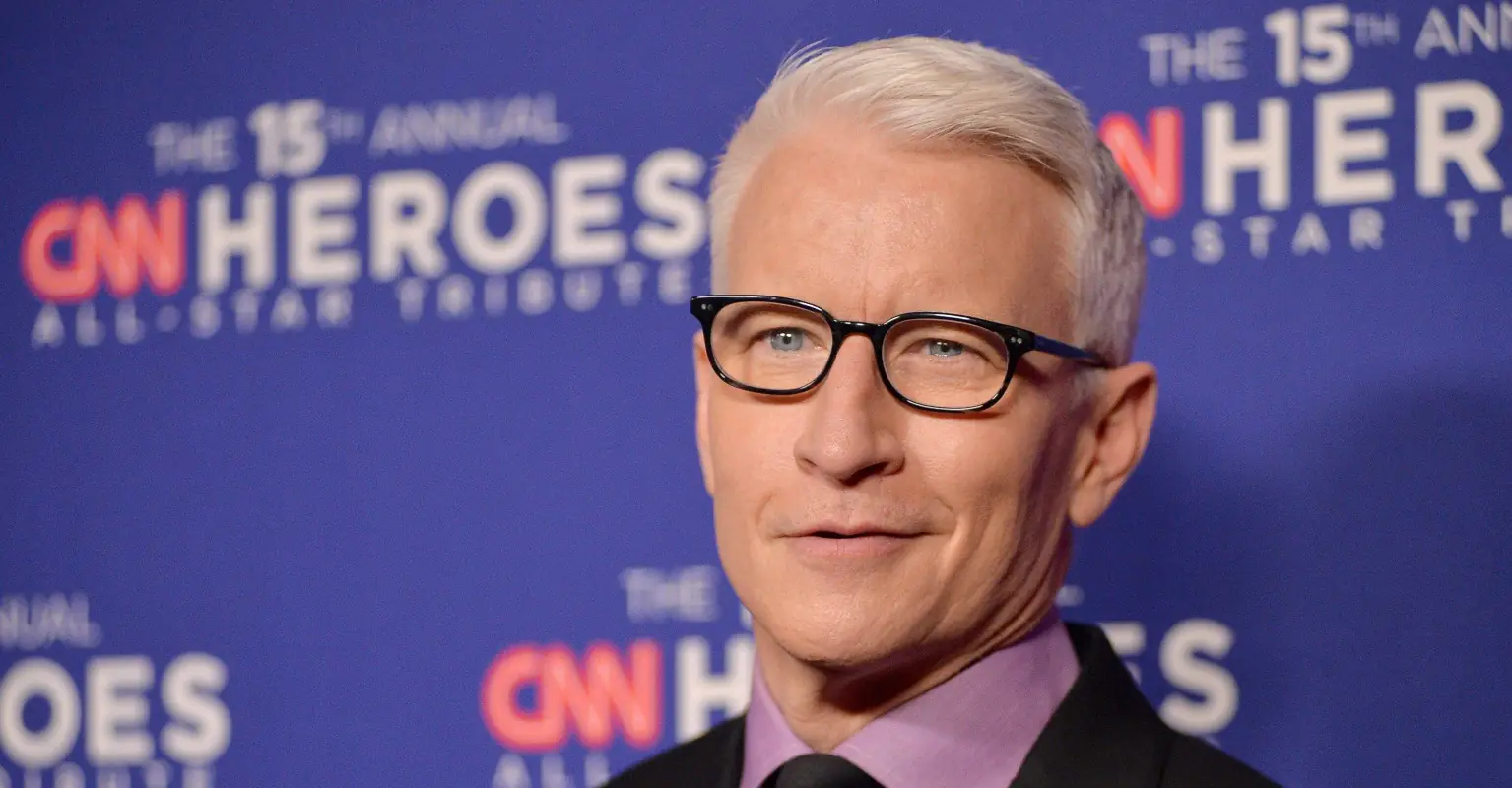 Anderson Cooper announces birth of second child on-air