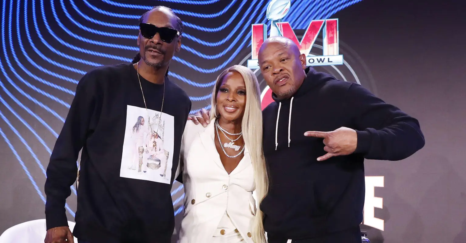 Dr. Dre paid a subtle tribute to Tupac Shakur during Super Bowl LVI halftime show