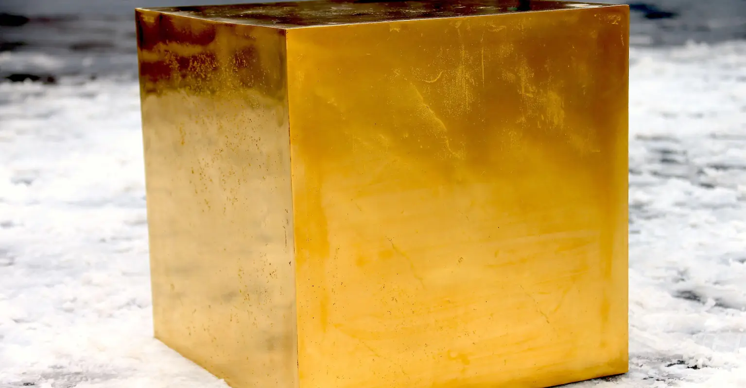 Cube supposedly made from pure gold that's worth an estimated $11.7 million appears in New York's Central Park
