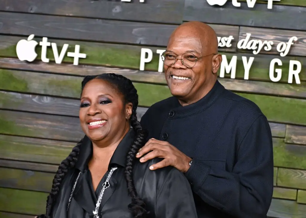 size-large wp-image-1263148316