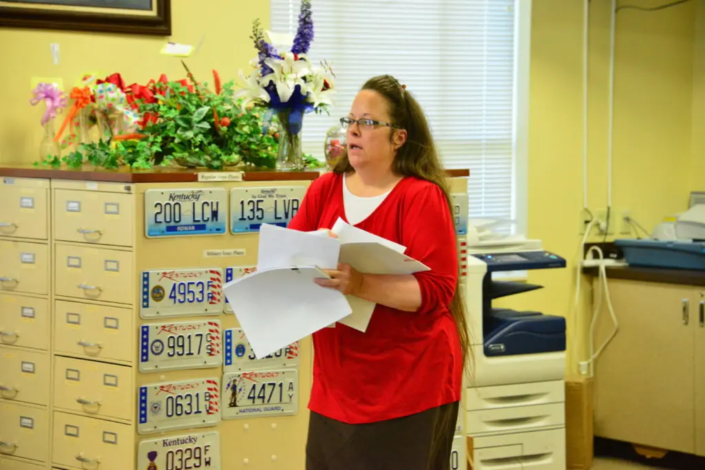 size-large wp-image-1263148654