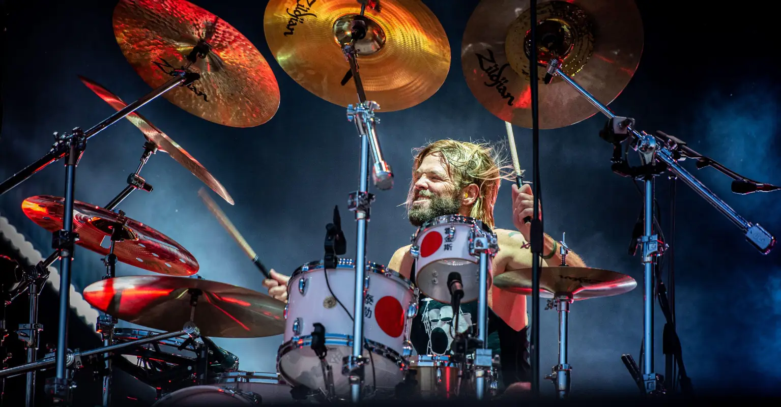 Foo Fighters drummer Taylor Hawkins dies at the age of 50