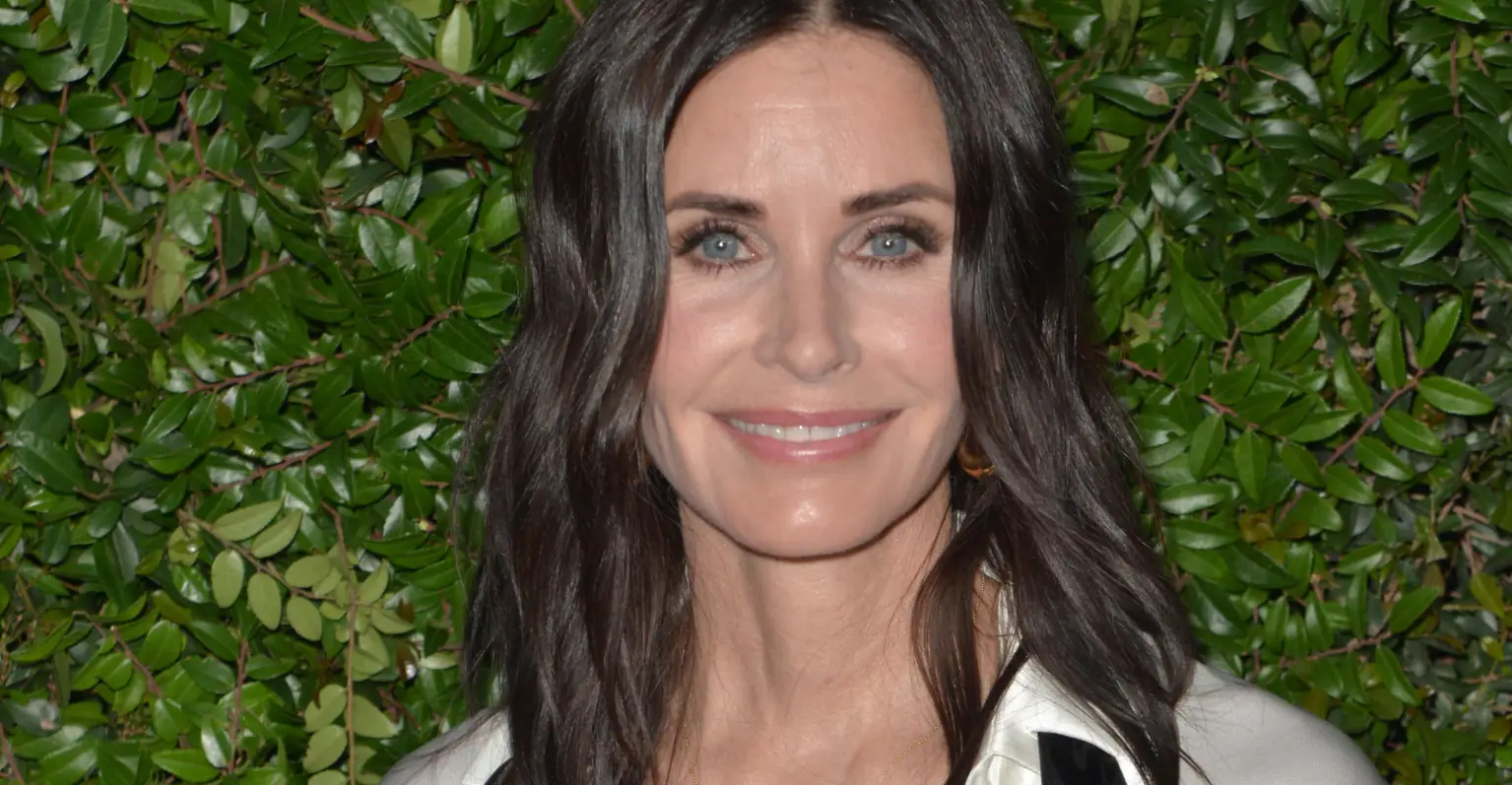 Courteney Cox reveals why she's 'be really afraid' to star in another sitcom