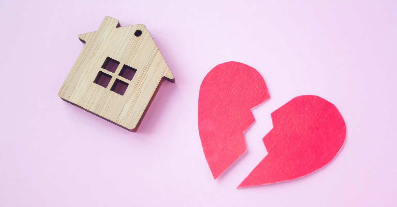 Woman says her boyfriend wants to split the rent 50/50, even though he makes $500,000 a year