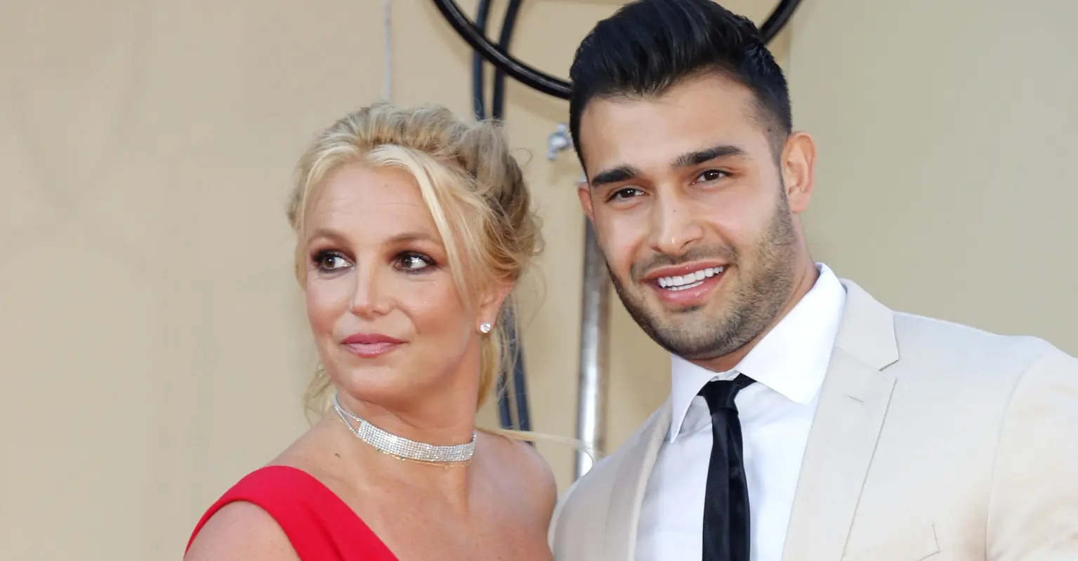 BREAKING: Britney Spears announces she's 'having a baby'