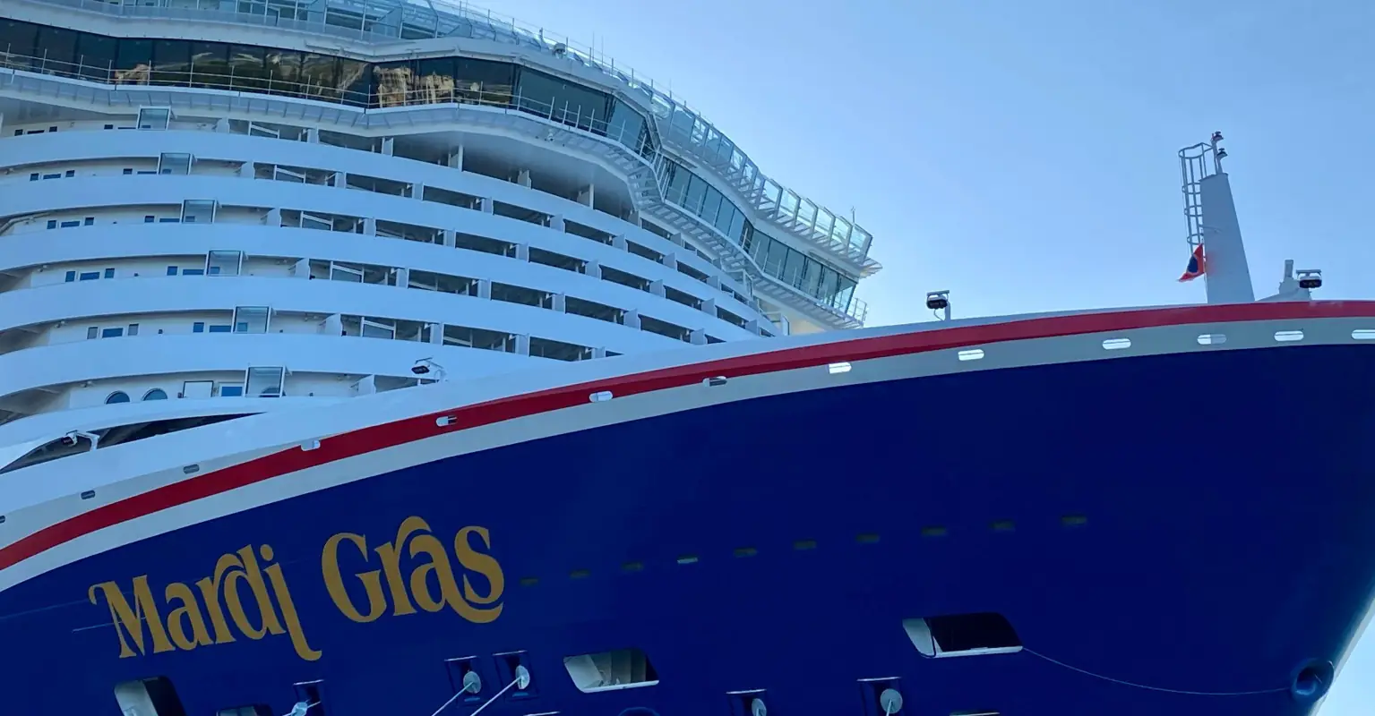 Man overboard on Carnival Cruise - yet to be found