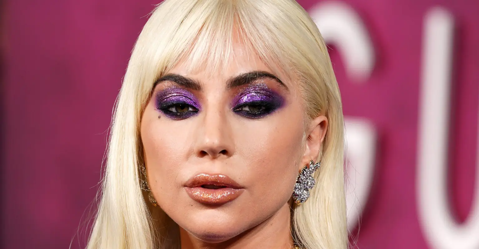 Lady Gaga praised for helping SZA with her dress after losing Grammy to her