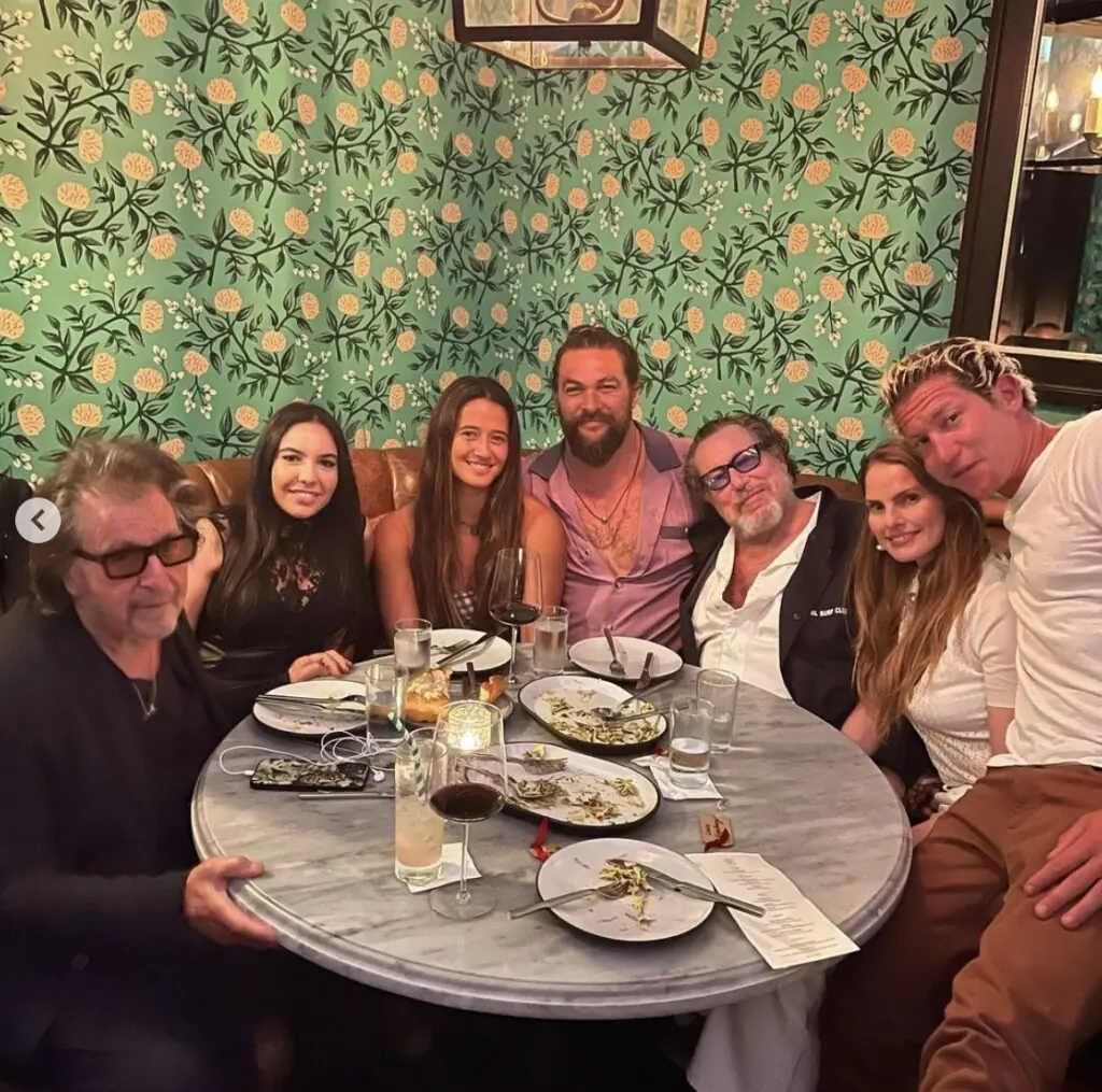 size-large wp-image-1263151686