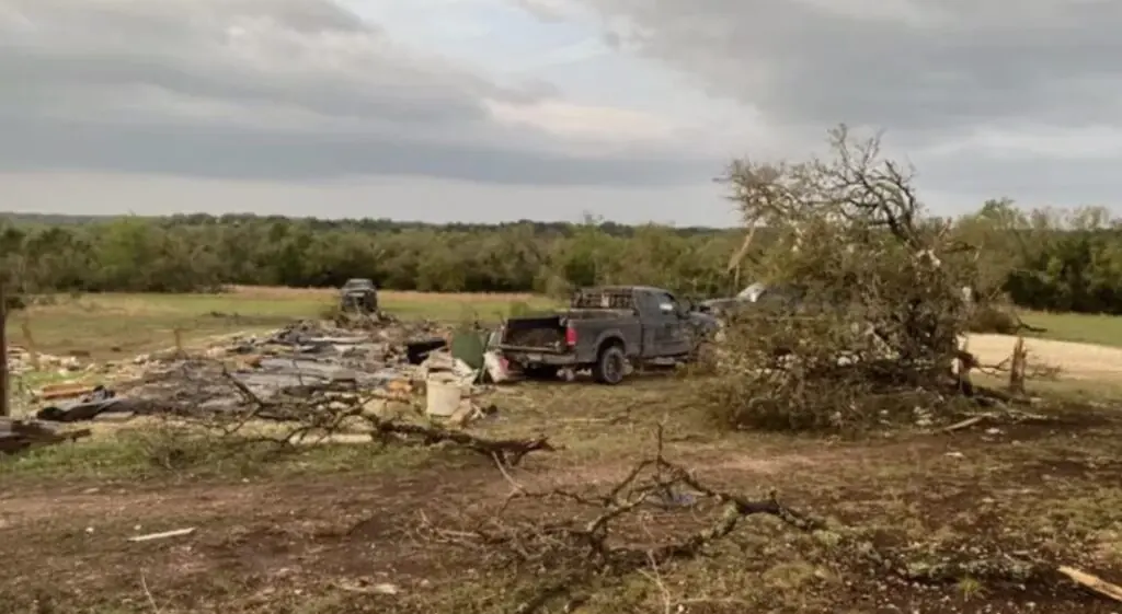 size-large wp-image-1263151852