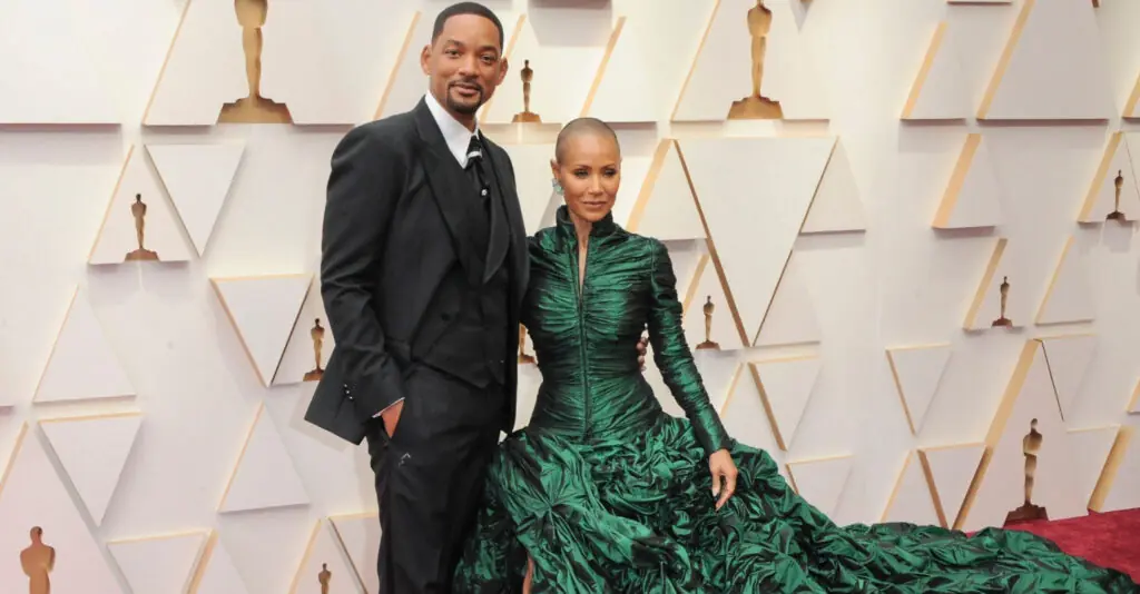 wp-image-1263152312 size-large