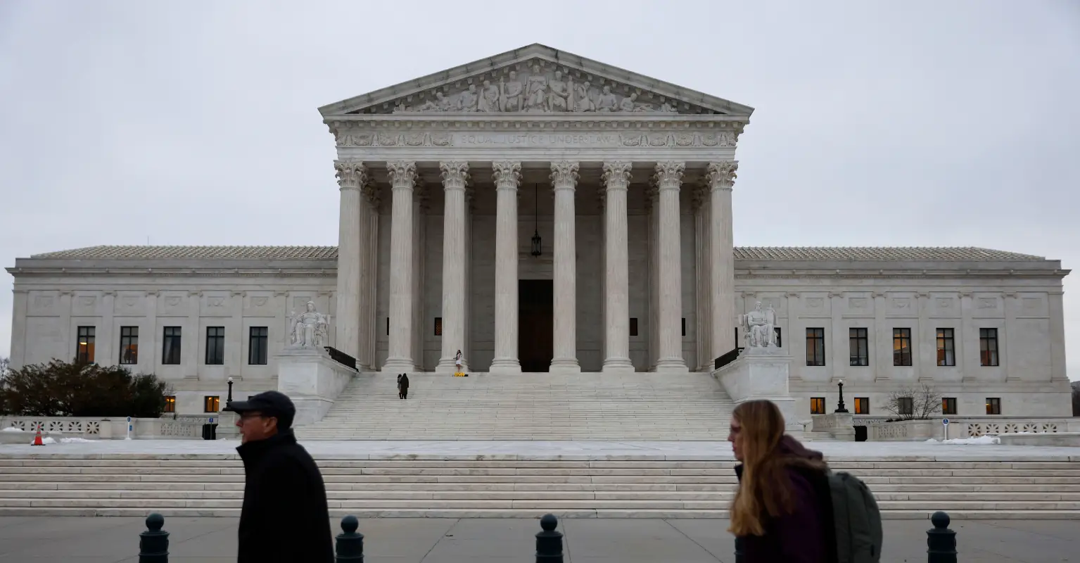 Man dies after lighting himself on fire outside Supreme Court