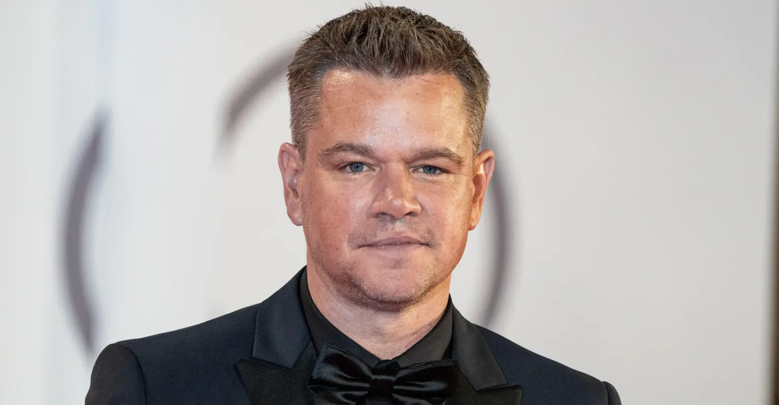 Woman stunned after stranger says her dog looks like Matt Damon - and the internet agrees