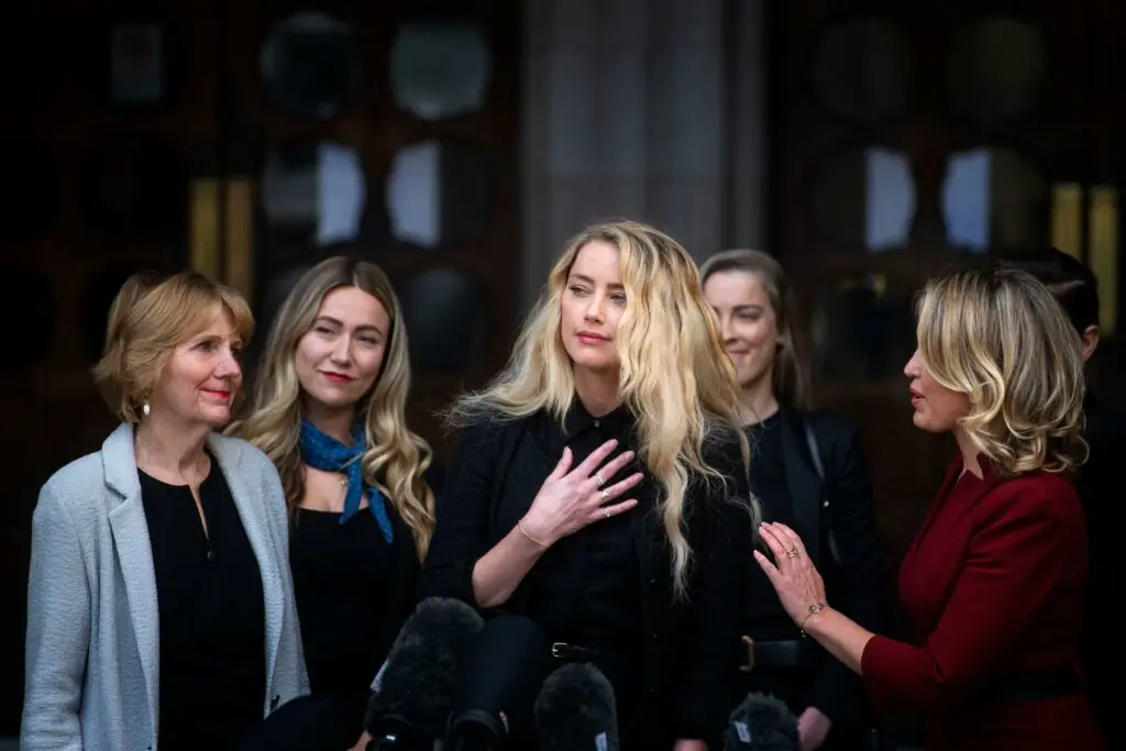 size-large wp-image-1263154658