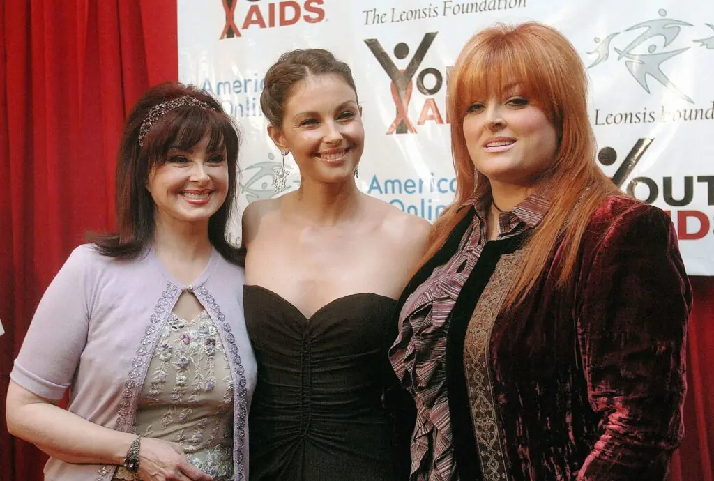 size-large wp-image-1263153833