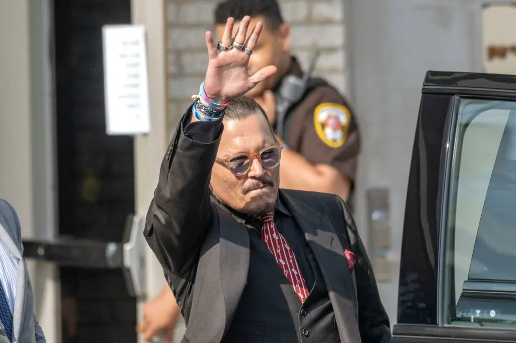 size-large wp-image-1263154704