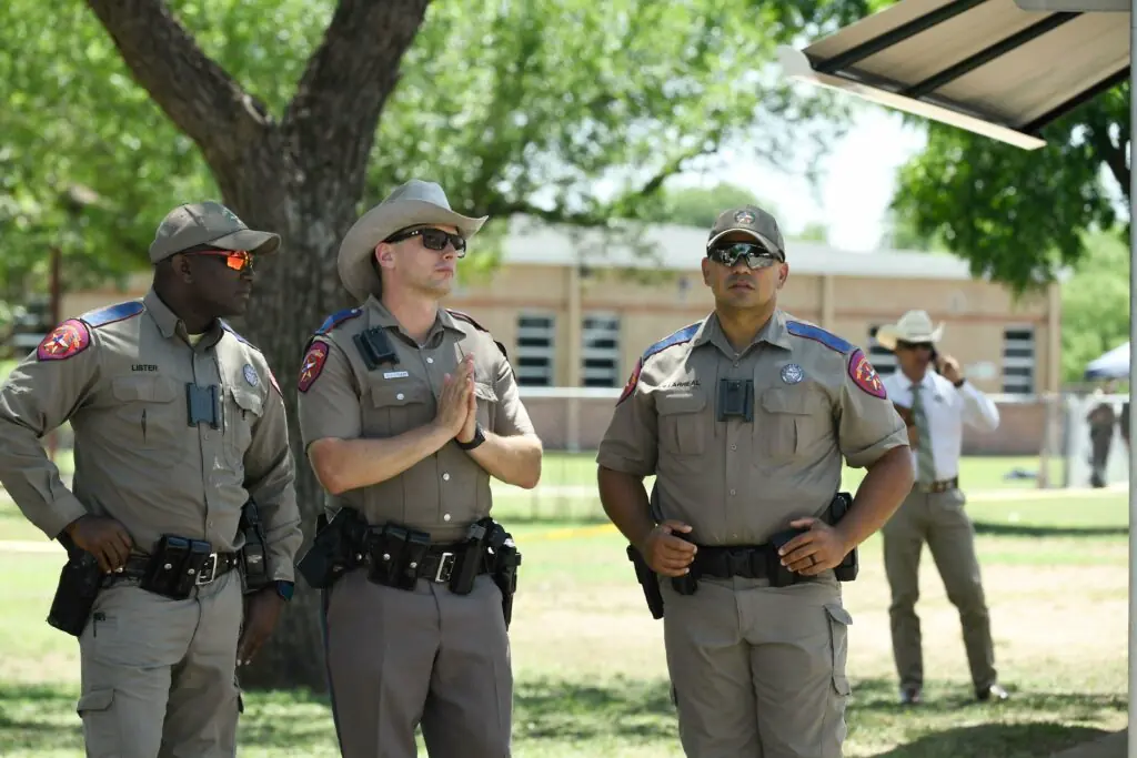 size-large wp-image-1263155929