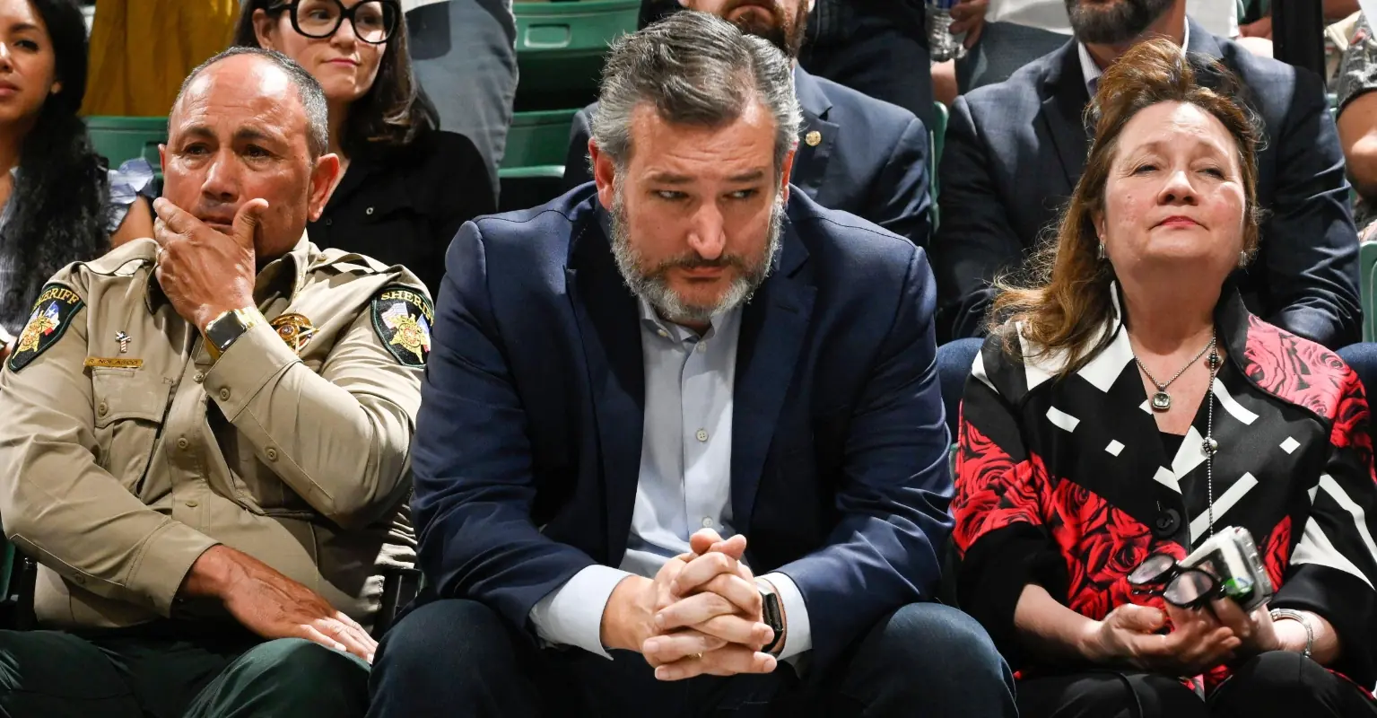 Texas School shooting: Sen. Ted Cruz storms off after being asked about US gun laws