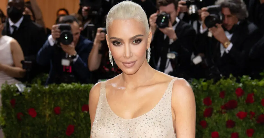 size-large wp-image-1263153896