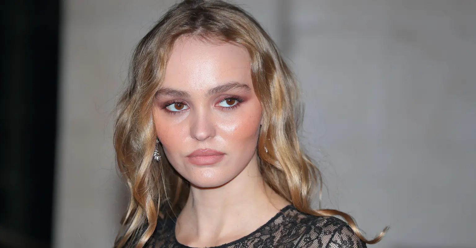 Johnny Depp's fans call out his daughter Lily-Rose for not publicly supporting her dad
