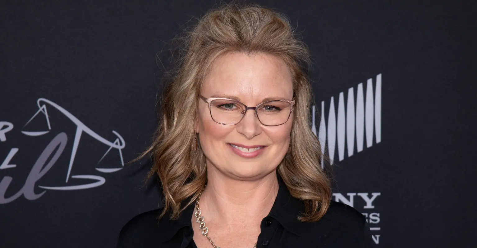 '24' star Mary Lynn Rajskub opens up about moment she was kissed by Rush Limbaugh