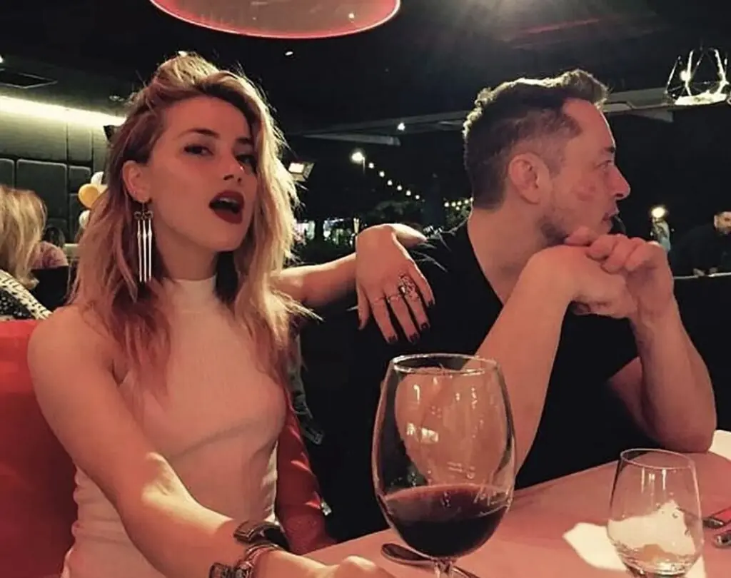 size-large wp-image-1263156293