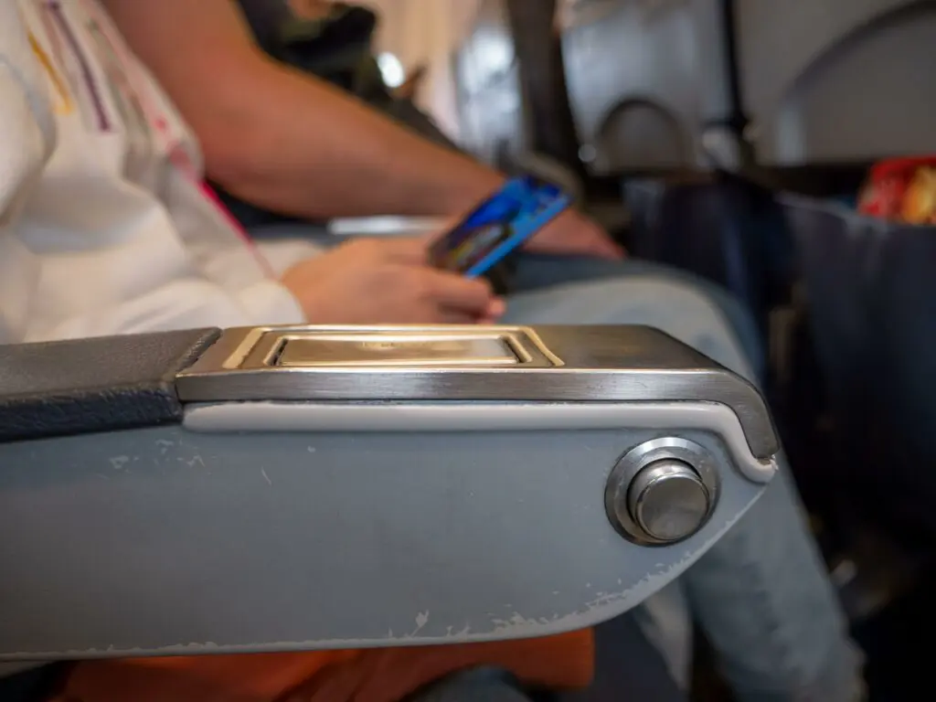 size-large wp-image-1263157219