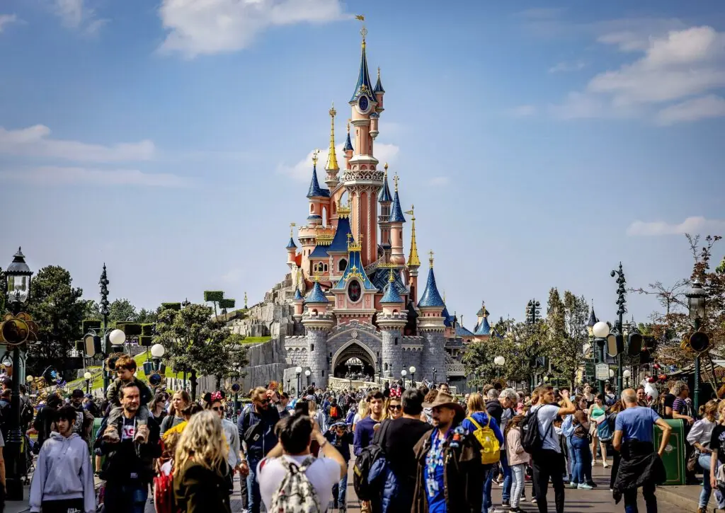 size-large wp-image-1263156955