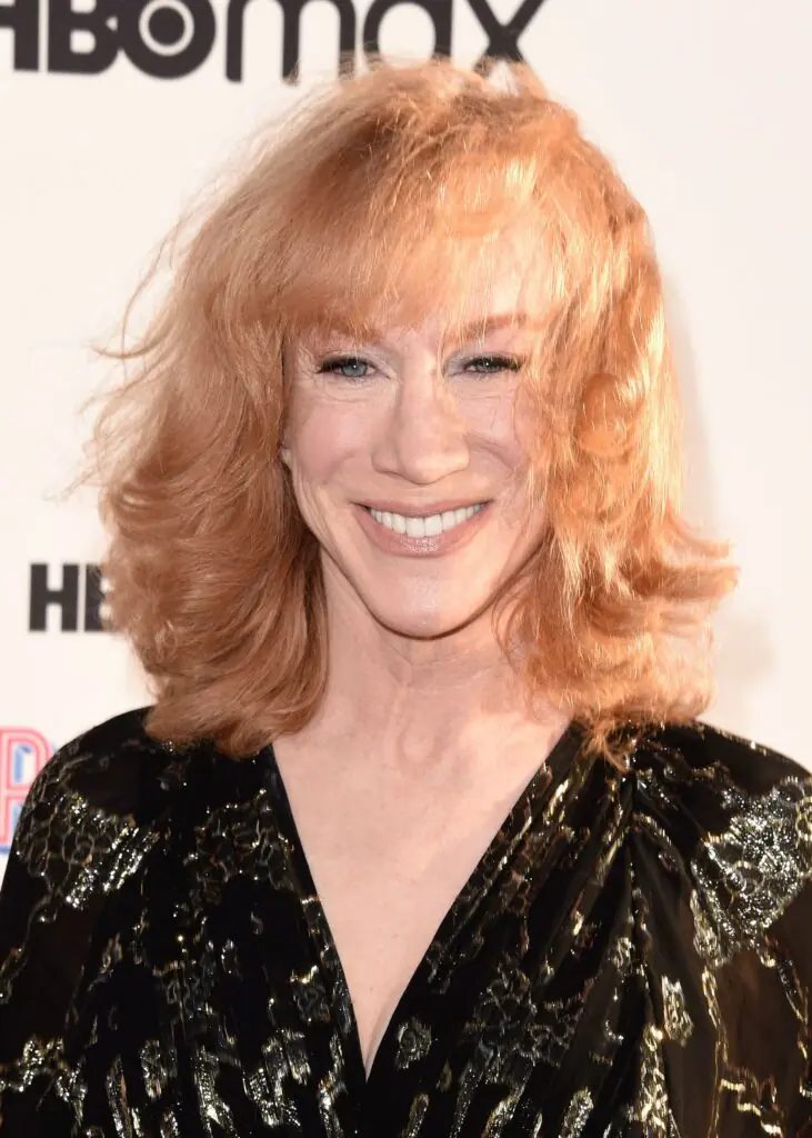 size-large wp-image-1263156944