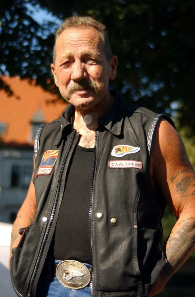 size-large wp-image-1263160213