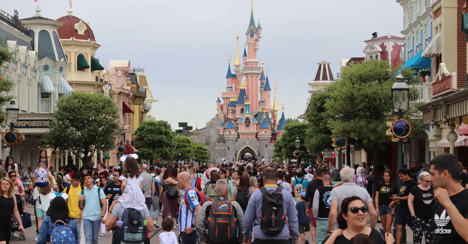 Man who had proposal interrupted at Disneyland speaks out