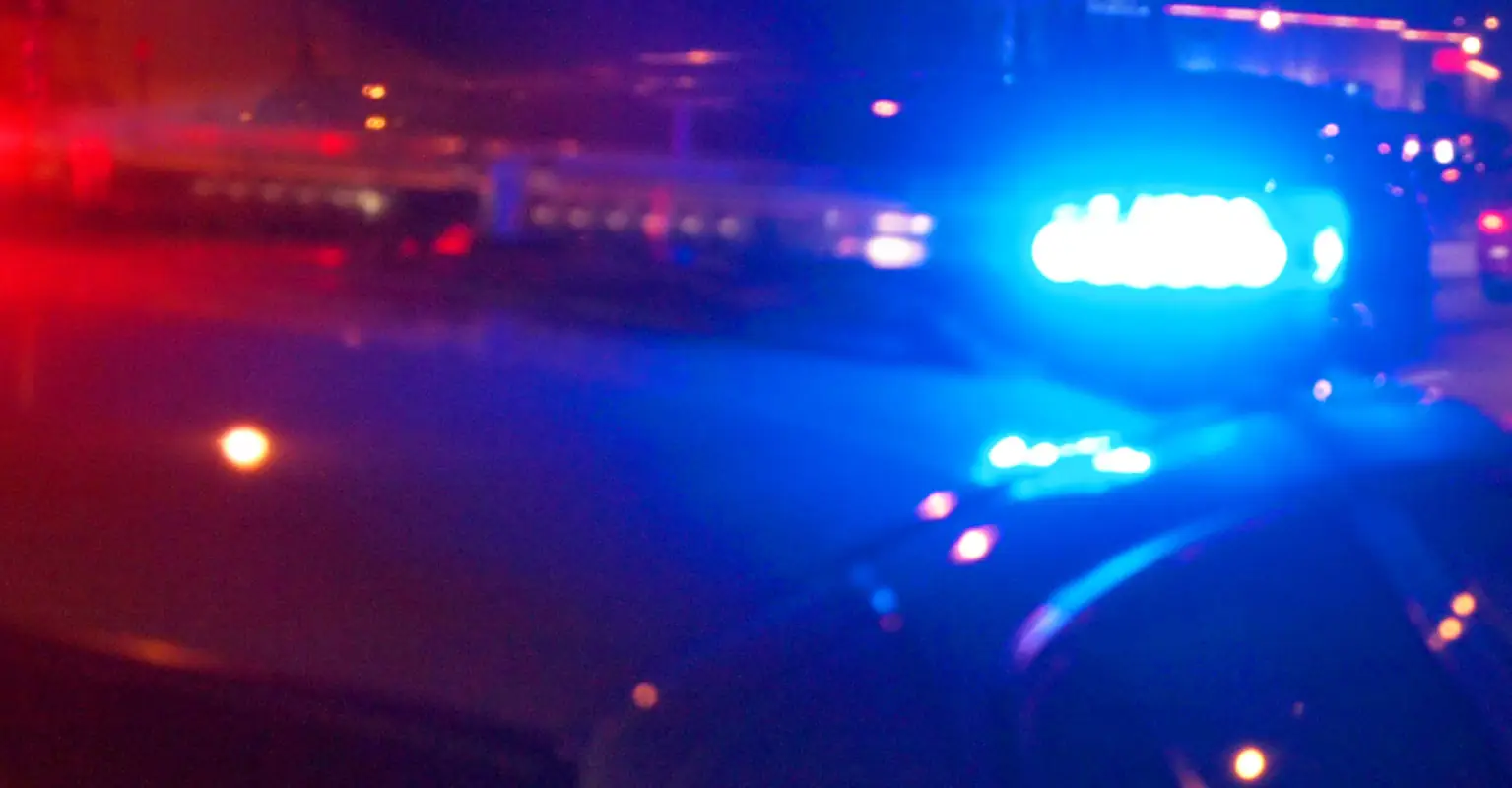 Oklahoma woman slips out of handcuffs, grabs AR-15s, fires from cop car